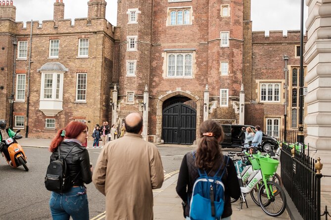 3-Hour Private Guided Walking Tour of London - Starting at 162 Piccadilly: Quick, Central, and Easy to Find