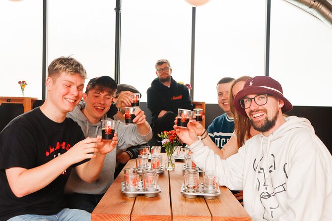 3 Locks Brewing Company Tour and Tasting Experience in Camden - The tasting lineup: welcome beer, six tasters, tank beer, and a final pour