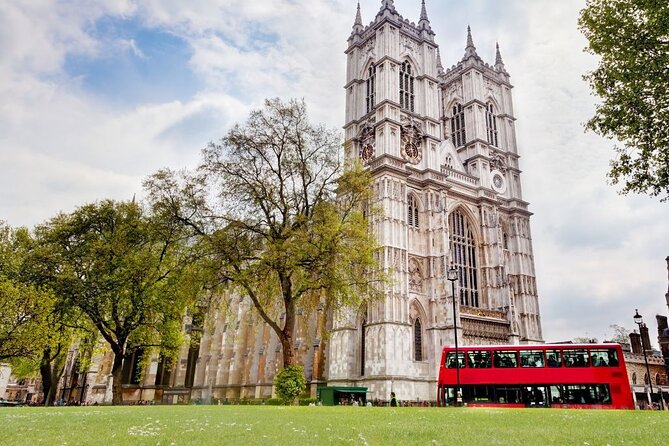 4-Hour Private Guided Tour of London on a Classic Itinerary - The Palace of Westminster and Westminster Abbey: outside views with inside-ticket options