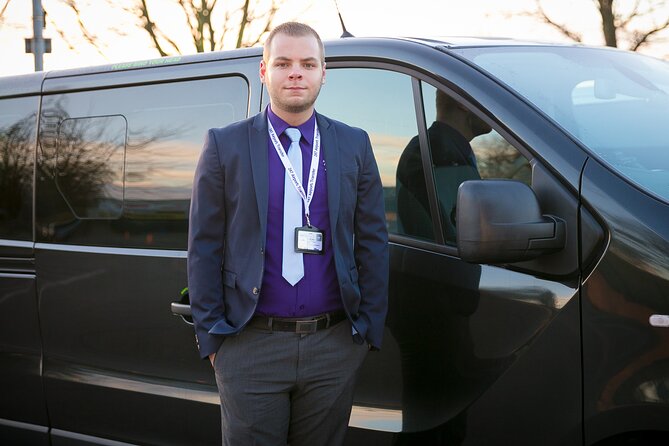 8 Seater Transfer: Heathrow Airport to Central London - Why this Heathrow-to-Central-London transfer works for groups of 8