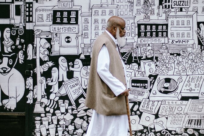 A Ball of Chalk - Guided Private East End Walk - Stop 1: Brick Lane Jamme Masjid and the story of changing faith