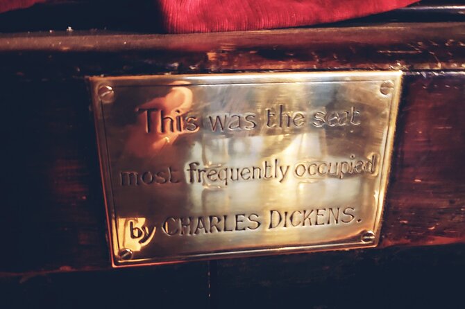 A Christmas Carol and Charles Dickens Old London Walking Tour - Ye Olde Cheshire Cheese: tavern lore with 13th-century bones