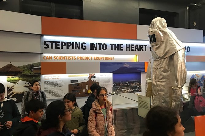 A Day at the Museum - Natural History Museum London - Botany, entomology, minerals, and zoology in short form