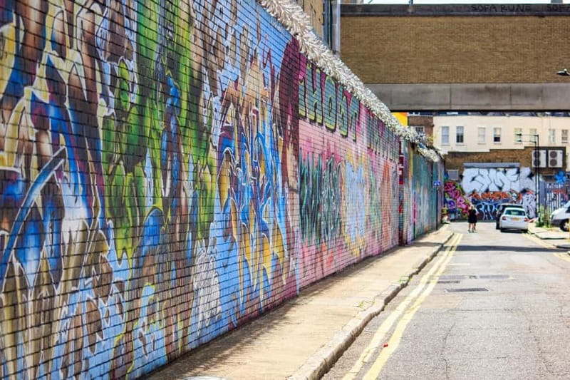 ADVANCED GRAFFITI STREET ART TOUR / SHOREDITCH / EAST LONDON - Photo Opportunities Without Missing the Meaning