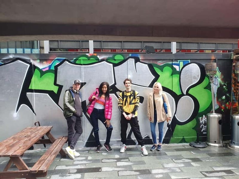 ADVANCED GRAFFITI STREET ART TOUR / SHOREDITCH / EAST LONDON - What You Get From an Expert Guide (and Why Small Groups Help)