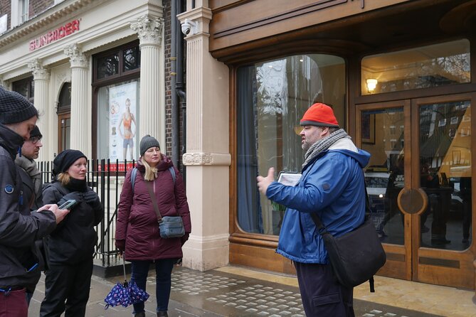 Beatles London Walking Tour of Soho and Apple Studios - Guides and what makes this walk feel worth it