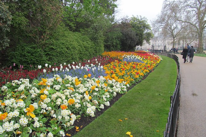 Best of London Private Day Tour - The walking route: from Trafalgar Square to royal Westminster