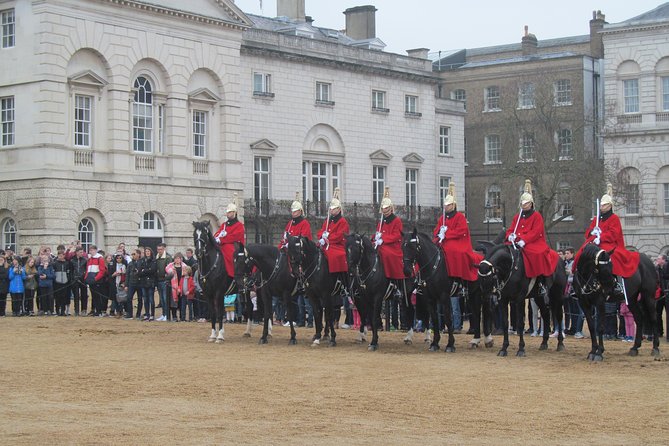Best of London Private Day Tour - Pub lunch: a real break in the middle of a sightseeing run