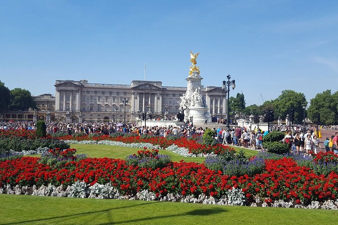 Best of London Tour: Tower of London and Churchill War Rooms - St Paul’s Cathedral: a dome-first photo pause with big-city views
