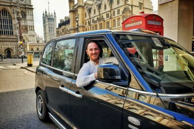 Black Cab Tour of London - Premium Sightseeing Taxi Tour - Kensington and Mayfair: Palaces, Parks, and a Bit of Power