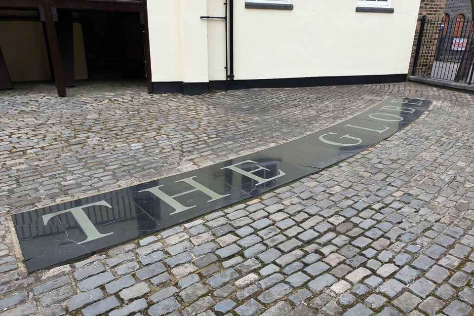 Booze, Brothels & the Bard: London's Bawdy Borough - Southwark Cathedral and London Bridge: Scale, Power, and Sightlines