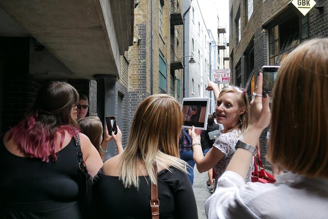 Bridget Jones Walking Tour of Locations - Stop 2: Borough Market and the Bridget front-door photo moment