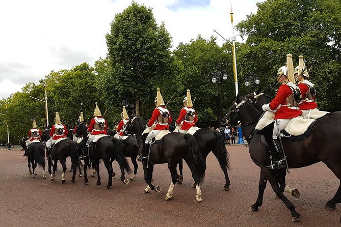British Royal 3 Hour Walking Tour! - Royal London, paced like a local stroll