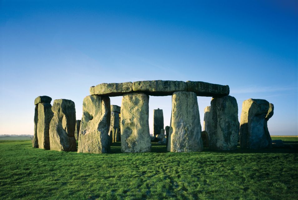 Buckingham Palace and Stonehenge Tour - Key things to know before you go