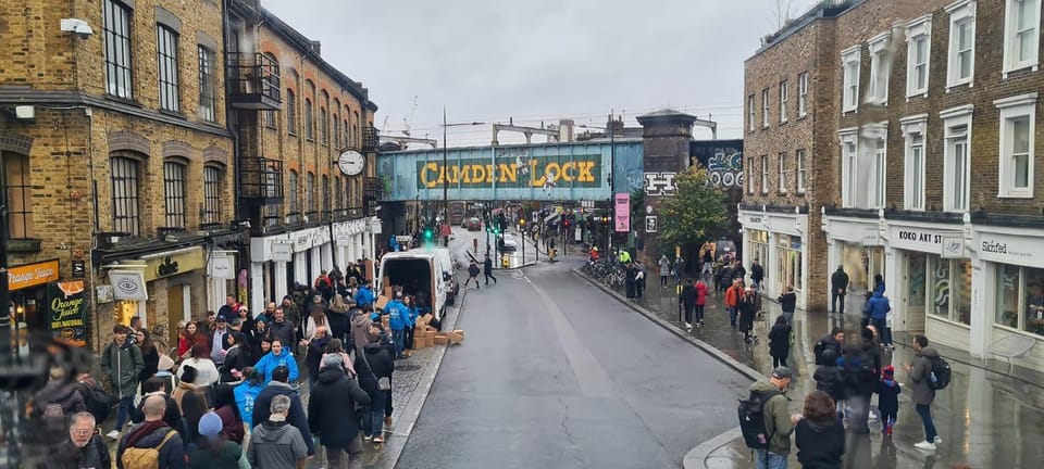 Camden Pub and Walking Tour - Hawley Arms: The English Pub Stop With Celebrity Lore