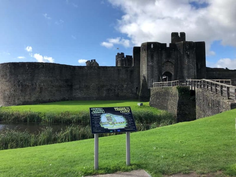 Cardiff Day Tour from London with Local Guide (Visit Wales) - Getting From London: Coach Comfort, USB Charging, and the Earls Court Start