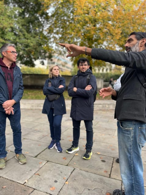 City of London Historical Walking Tour - Hitting the Streets: The Route Starts at Barbie Green