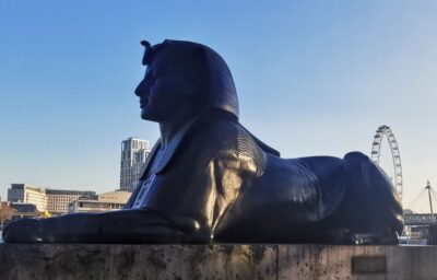 City of London Mystical and Dragons Walking Tour - Meeting at Joe and the Juice: get oriented fast, then get curious