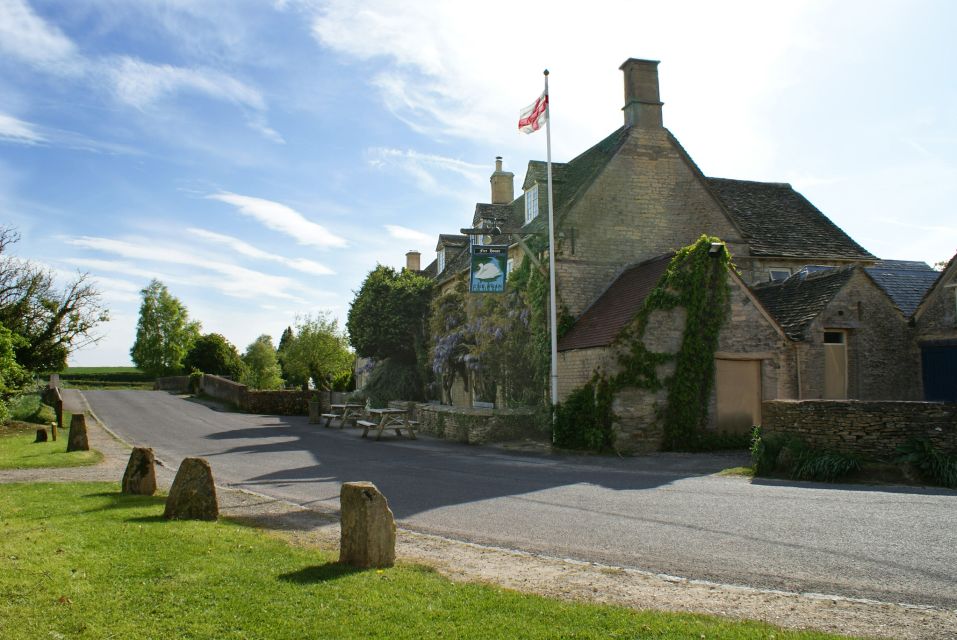 Downton Abbey Film Locations & Blenheim Palace Day Tour - Why Oxfordshire makes the Downton-to-Churchill shift work