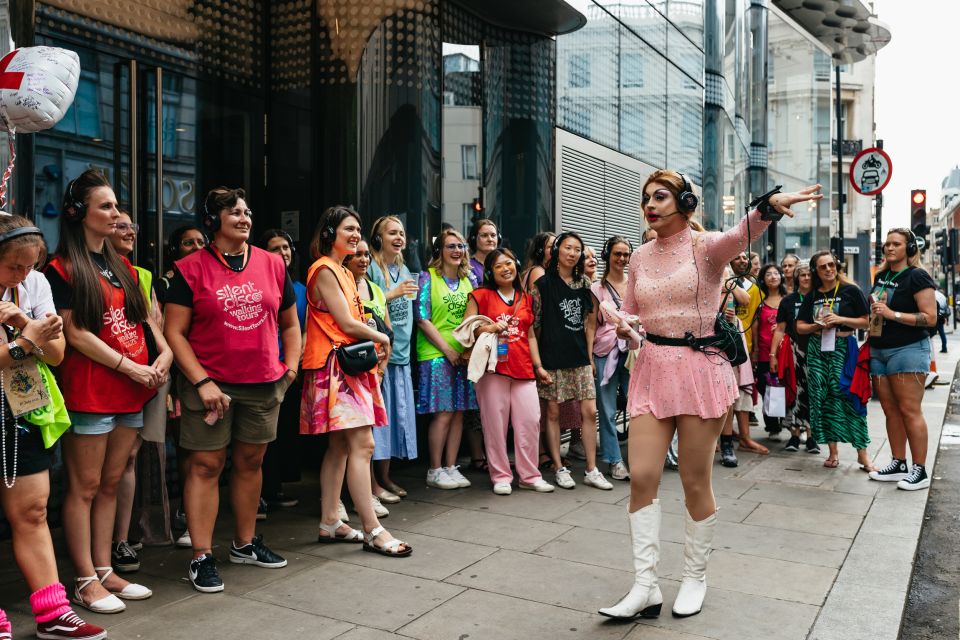 Drag Queen Disco Diva Tour - Silent Disco Walking Tour - Chinatown Photo Stop: Where the Glitter Gets Its Second Wind
