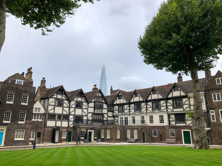 Early Access:Tower of London Opening Ceremony & Royal London - Getting there and staying comfortable: logistics that matter