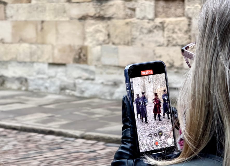 Early Access:Tower of London Opening Ceremony & Royal London - Thames boat ride to Westminster: a break plus a skyline lesson