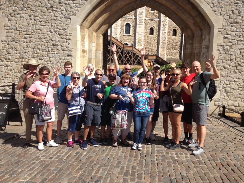 EasyAccess Tower Bridge & Engine Room & Scenic Thames Cruise - Timed Entry Into Tower Bridge’s North and South Towers