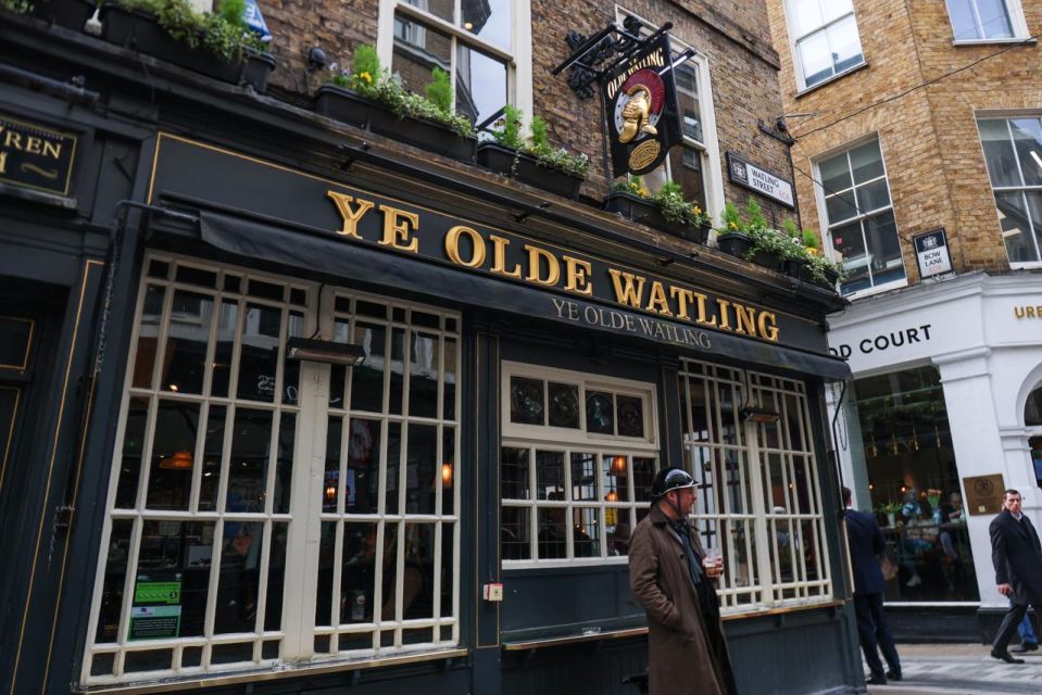 Eating London: Heart Of 'The City' Food Tour - The author-linked tavern stop: classic British plates and a London pub feel
