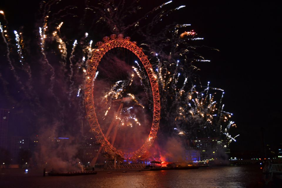 Festive London New Year’s Eve 3-Course Dinner Cruise - The Thames Cruise Route: Tower Bridge to Greenwich, Then Back for Midnight