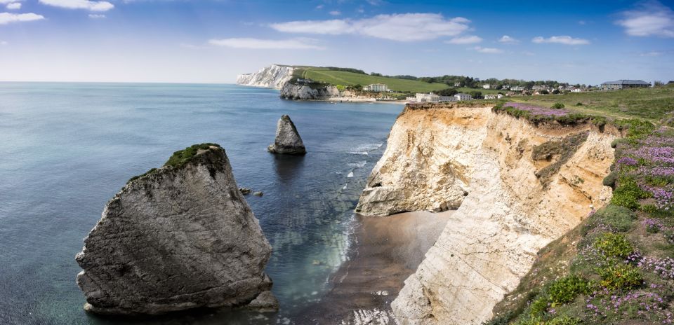 From London: 3-day Isle of Wight & the Southern Coast Tour - St Catherine’s Down at sunset: when the coach stops matter