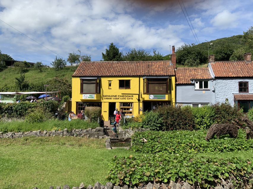 From London: Glastonbury and Cheddar Gorge Guided Day Trip - Price and Comfort: What $120 Buys You (and What It Doesn’t)