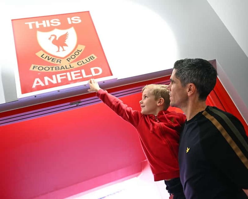 From London: Liverpool FC Stadium & Museum Rail Day Tour - Getting from Liverpool Lime Street to Anfield without a guide