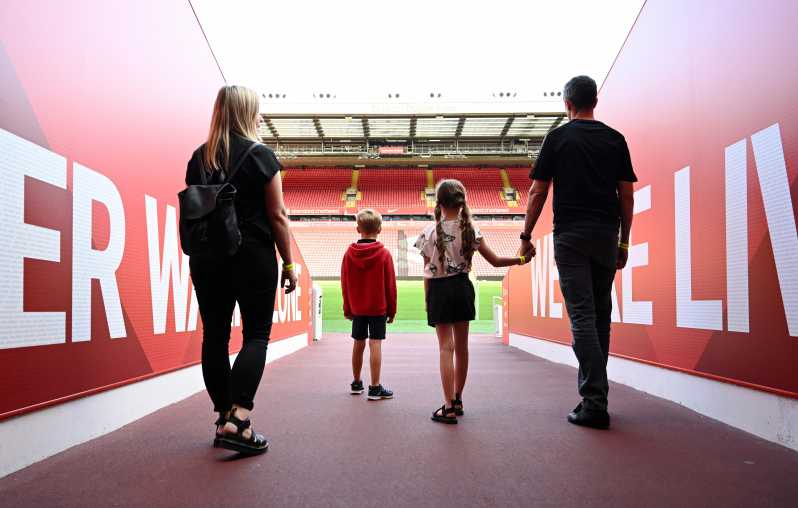From London: Liverpool FC Stadium & Museum Rail Day Tour - Logistics that can make or break the day