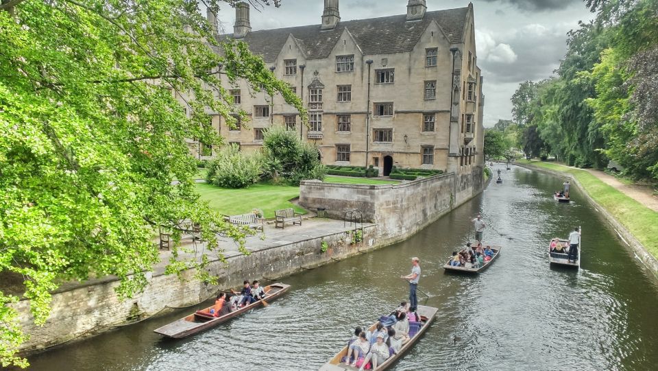 From London: Oxford and Cambridge Guided Day Tour - Cambridge on Your Own: River Cam Punting and the Best Way to Spend Free Time