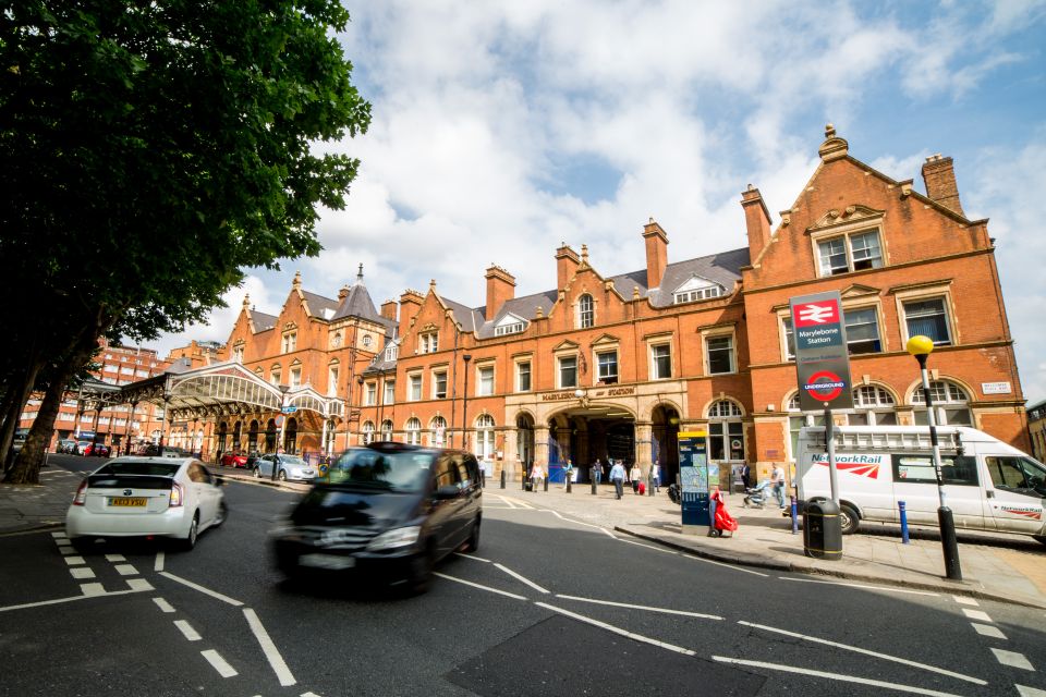 From London: Oxford by Rail & Harry Potter Insights Tour - The Harry Potter Highlights walk through Oxford’s filming streets
