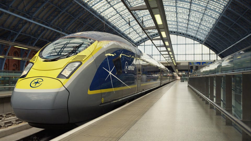 From London: Paris by Rail with Sightseeing Bus and Cruise - St Pancras check-in times: start early, stay calm