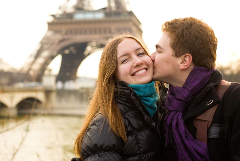 From London: Paris Day Tour w/Eiffel Tower Champagne Lunch - The on-foot stretch: short, but don’t underestimate it