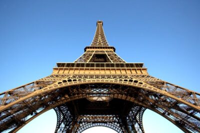 From London: Paris Day Trip with Eiffel Tower & Lunch Cruise - The guided whirlwind before lunch: useful context in limited time