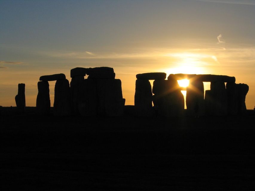 From London: Stonehenge Private Inner Circle Tour with Bath - Best Fit: Who This Tour Works For
