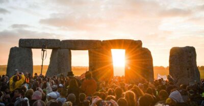 From London: Stonehenge Summer Solstice Sunrise Tour - From London to Wiltshire: coach ride comfort vs. early wake-up reality