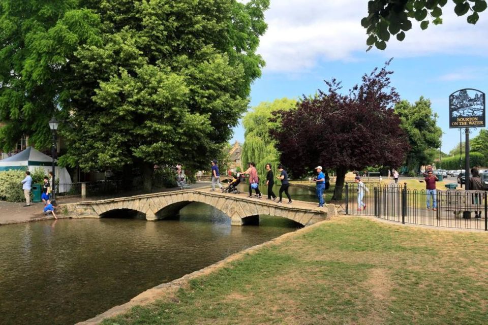 From London: The Cotswolds Day Trip with Lunch - Time on the coach, Wi‑Fi, and comfort: the trade-offs to plan for