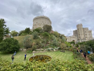 From London: Windsor Castle & Stonehenge Private Day Trip - Windsor Castle at 9:30am: royals, chapel, and a lot of walking