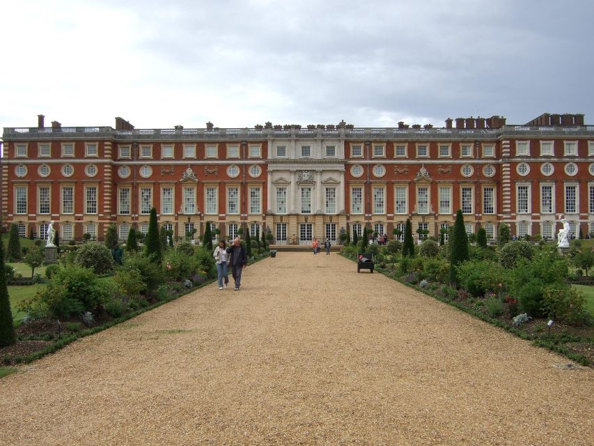 Hampton Court Palace Private tour With Fast Track Entry - Royal state rooms and the baroque leap: why Hampton Court feels like layers