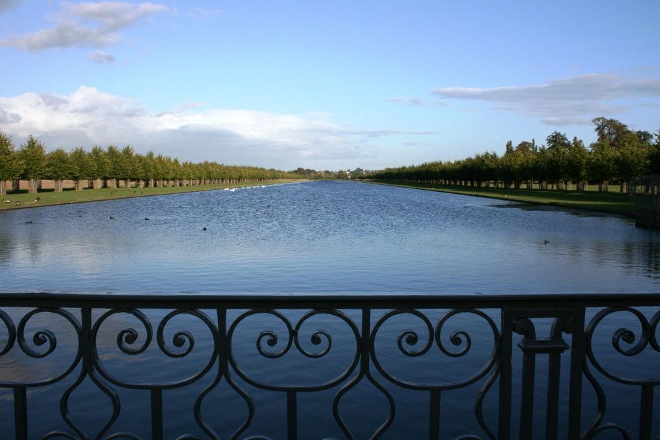 Hampton Court Palace Private tour With Fast Track Entry - Price and value at $431 per person: what you’re really paying for