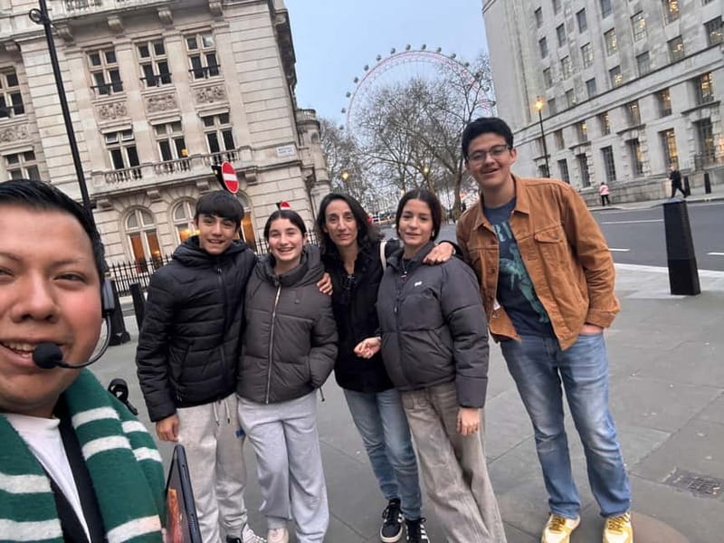 Harry Potter in full in Spanish all over London! - Palace Theatre and the Premiere Feeling