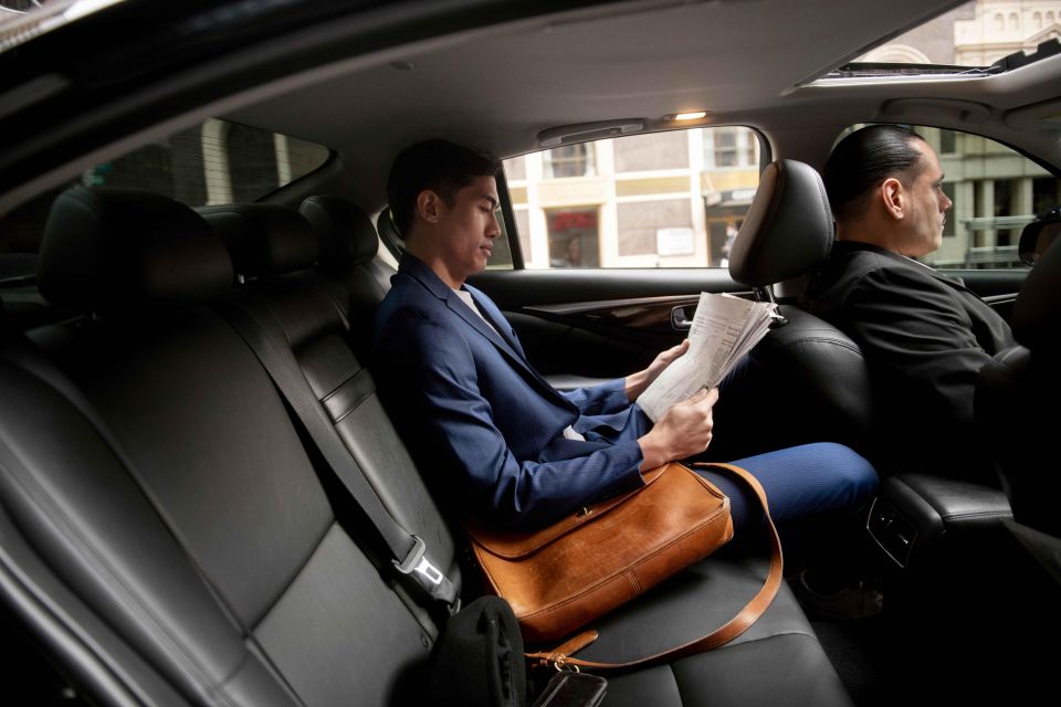 Heathrow to London taxi- Private, Comfortable Punctual. - Meet-and-Greet Done Right: The Placard Detail