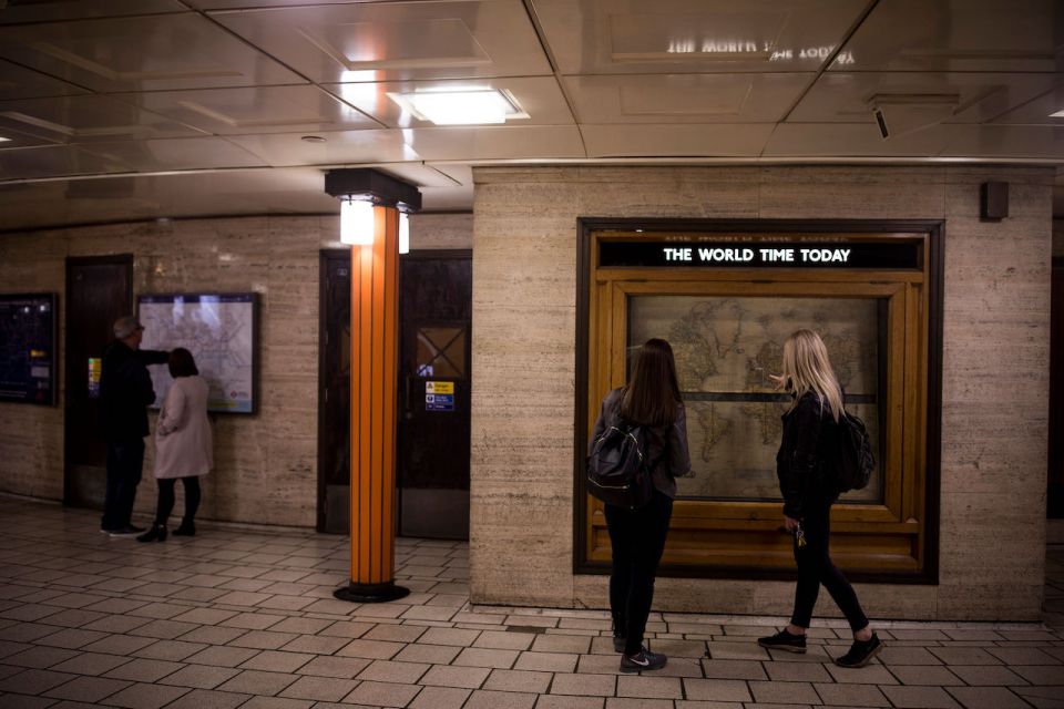 Hidden Tube Tour - Piccadilly Circus: The Heart of London - What the 75 minutes feels like on your feet