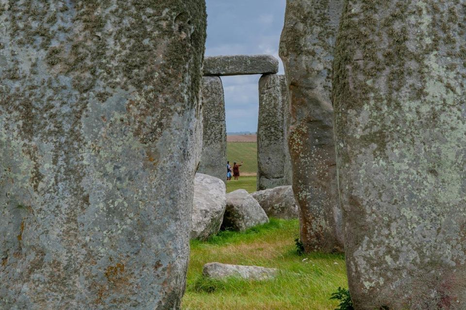 Individual trip to Stonehenge including pickup and drop off - Salisbury Plain drive: views you can enjoy without detours