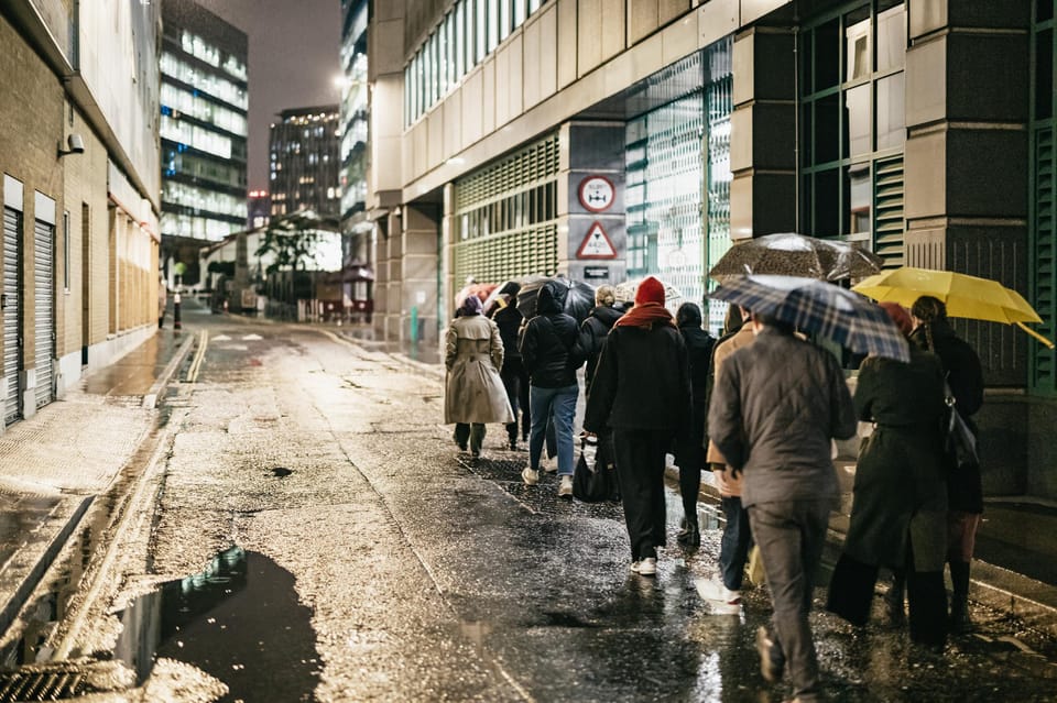 Jack the Ripper tour in Spanish - Mitre Square: where the social pressure comes into focus