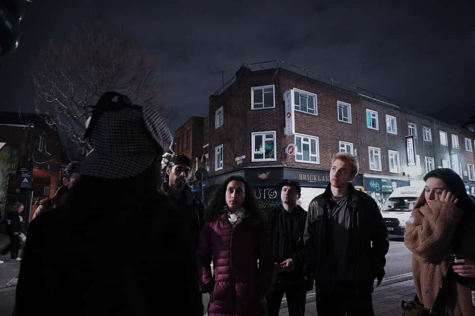 Jack The Ripper Tour: Interactive Tour London - The Ten Bells Finish: Closing the Case at a Famous Corner